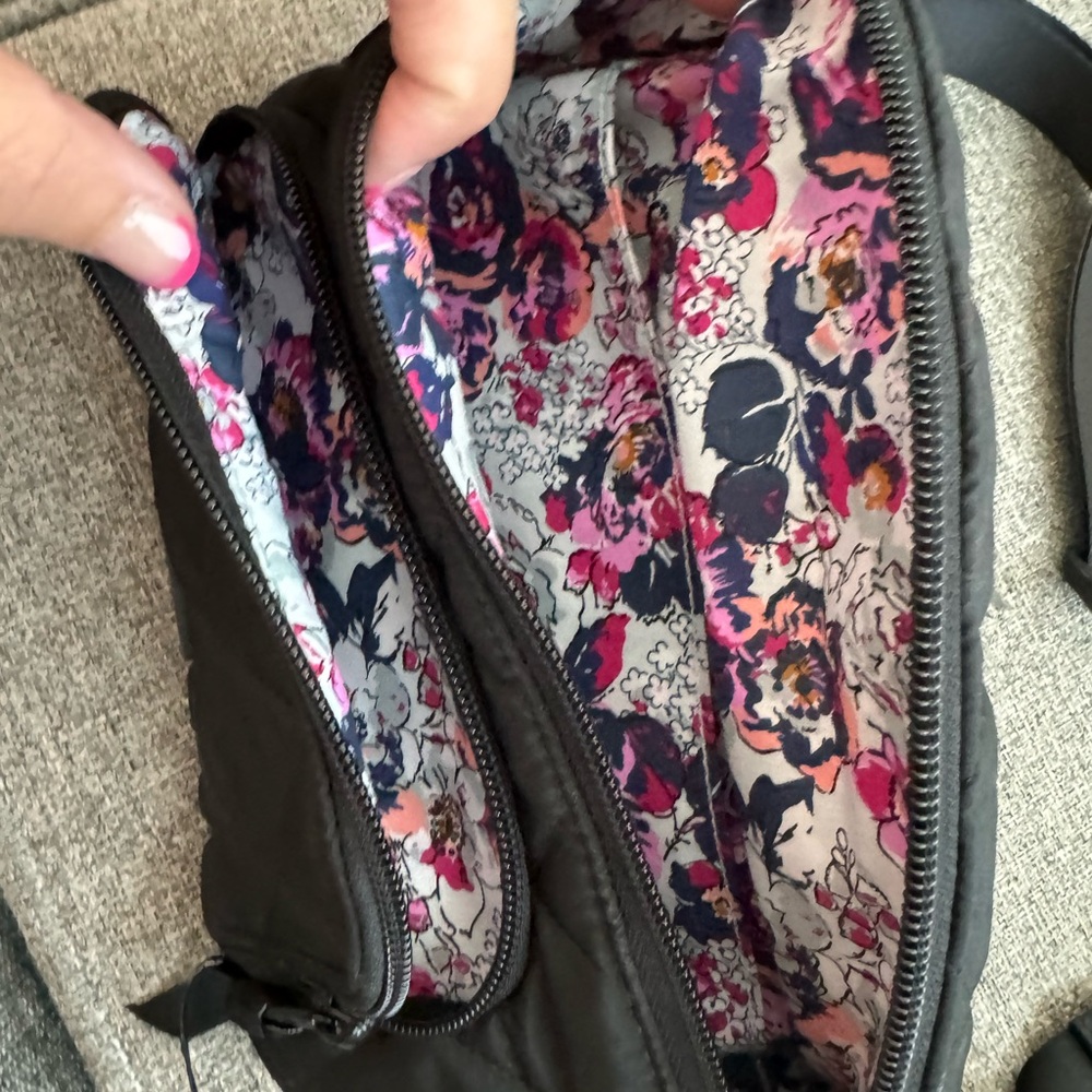 Vera bradley black fanny pack - Picture 2 of 3